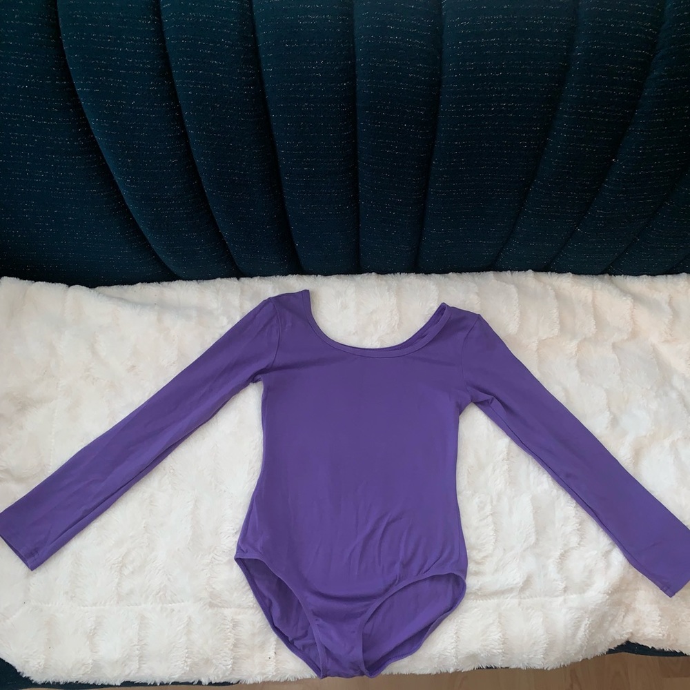 Girl’s purple leotard